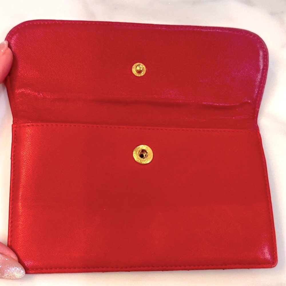 CHANEL CC Logo Matelasse Mini Pouch - Picture 6 of 8